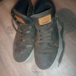 Levi High Top Sneaker 