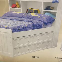 Captain’s Bed - Full Size with 8 Drawers 