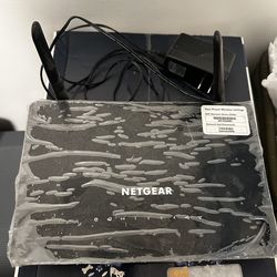 NETGEAR AC1200 Smart WiFi Router (R6220)