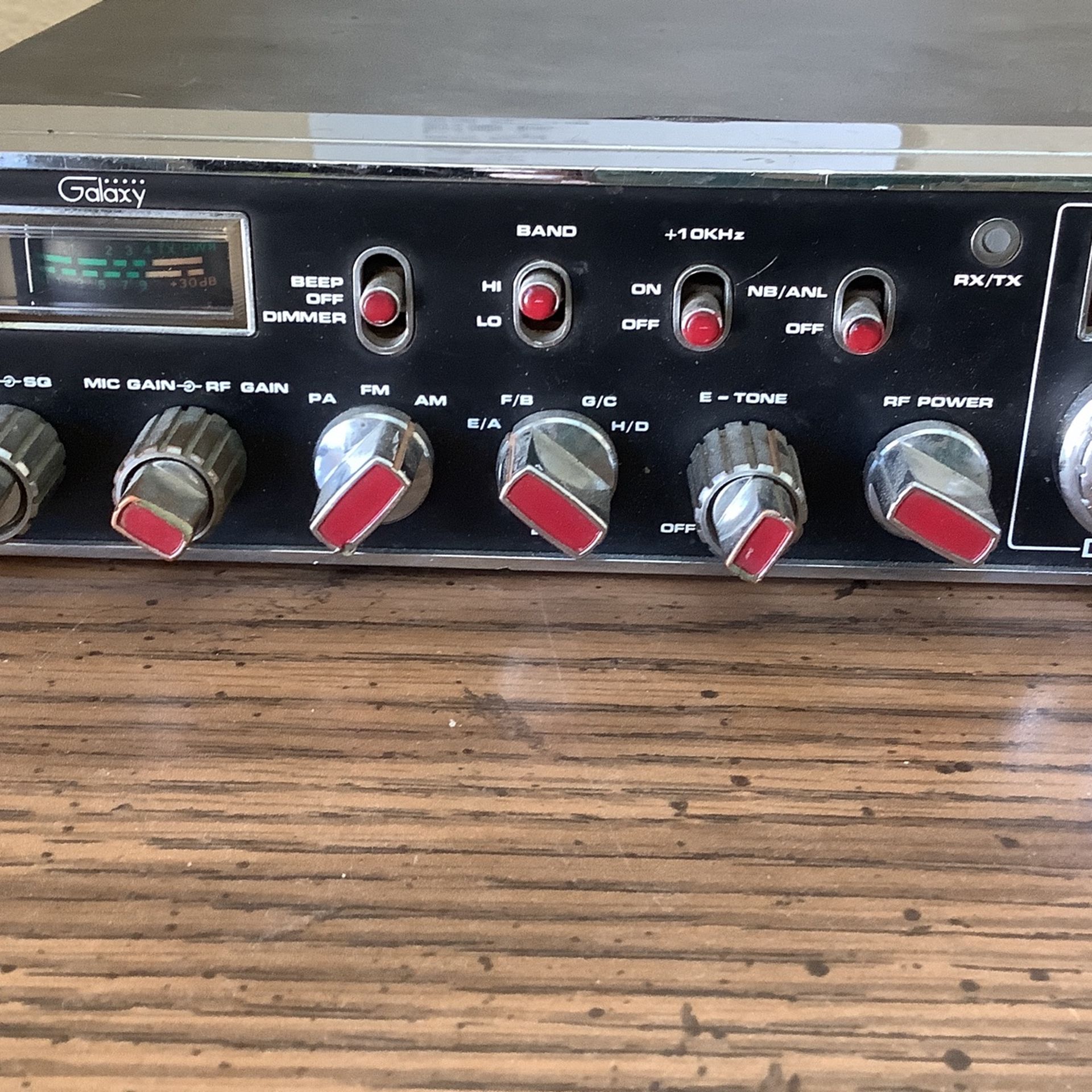 Galaxy Dx-44V Mobil Am Fm A-H Band CB Radio