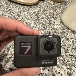 GoPro Hero 7 Black Bundle