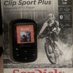 SanDisk Clip Sport Plus Wearable MP3Player