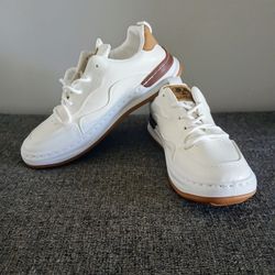 Man's shoes 