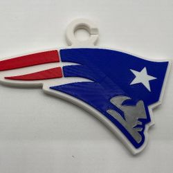 Oversized PATRIOTS  Chain Over 7.5 Inches Across