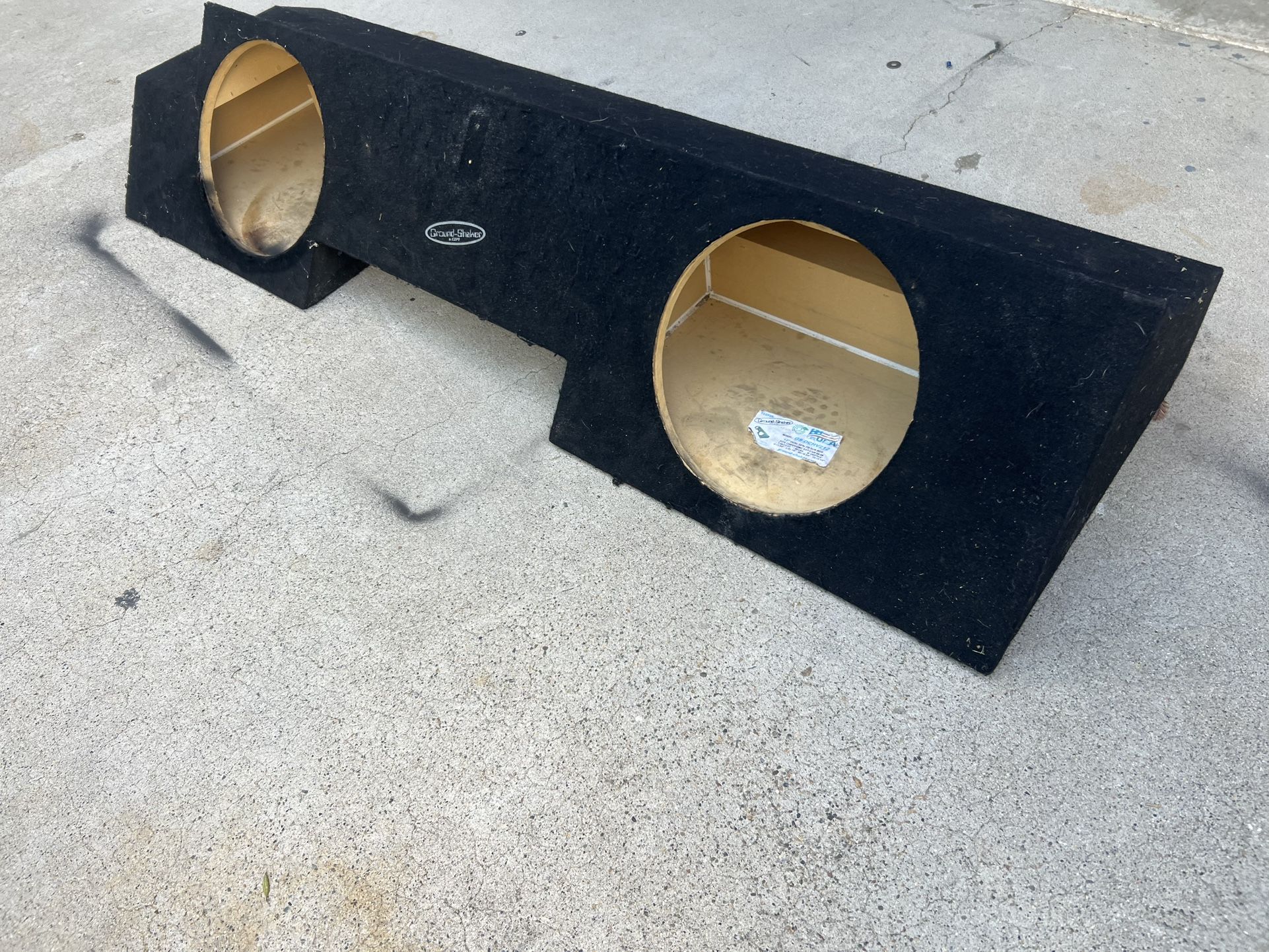 ($120 Firm) Chevy Extended Cab 1988 To 98  2 - 12s Sub Box