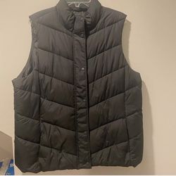 Gap Women's Puffer Vest XXL