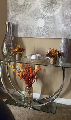 Glass entry way console