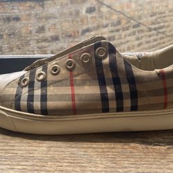 Plaid Burberry Sneakers 