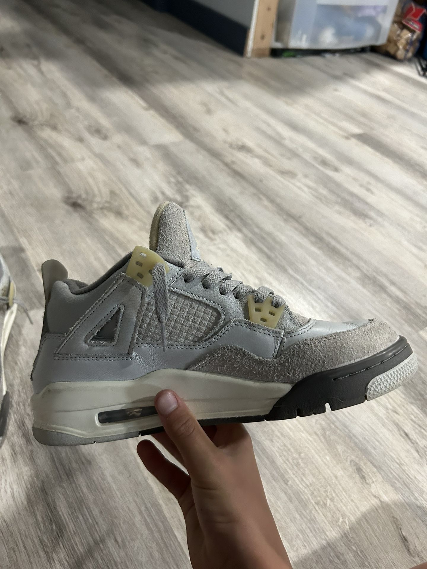 Jordan 4 photon craft size 6.5