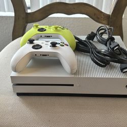 Xbox One S 