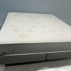 King Size Mattress And Box Spring 