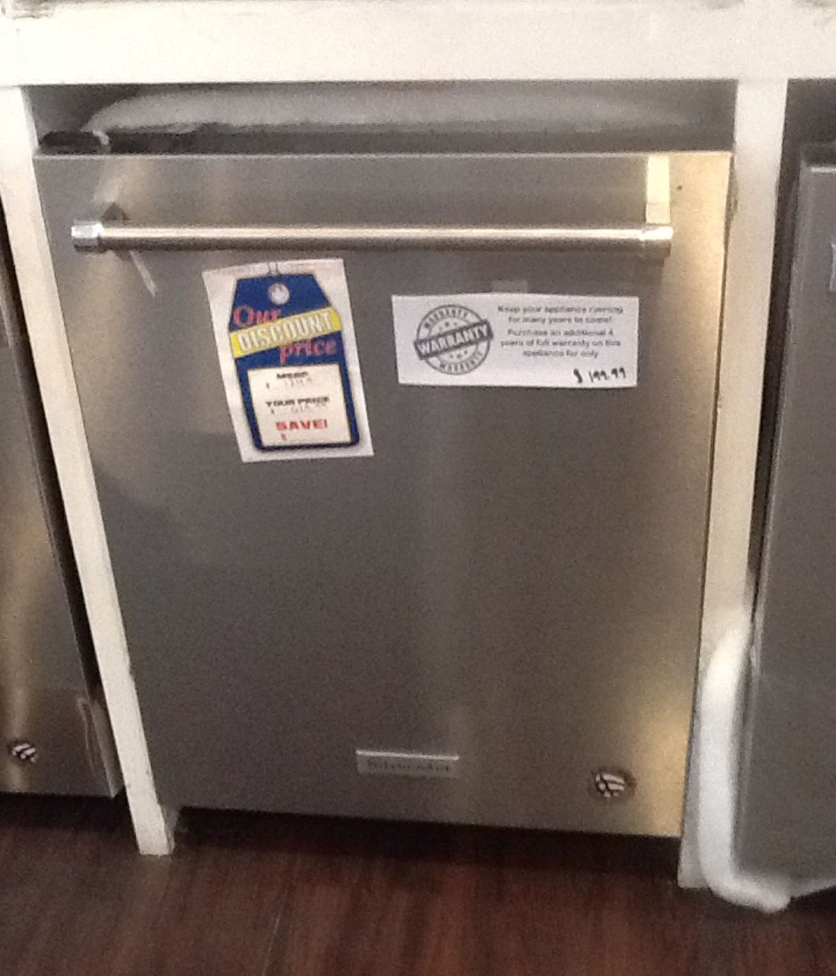 New open box kitchen aid dishwasher KDTE334GPS