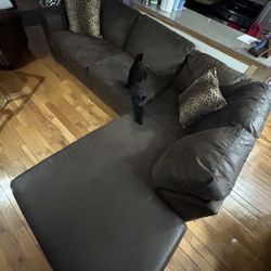 Sofa With Chaise