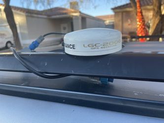 Lowrance LGC 2000 Sonar and Cover