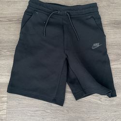 Nike Tech Shorts Black