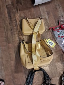 $30 Items purses handbags wallets
