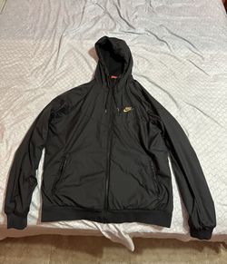 Nike Fleece Jacket (Size M)