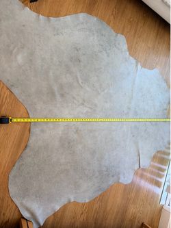 Cowhide Rug  grey 6x6