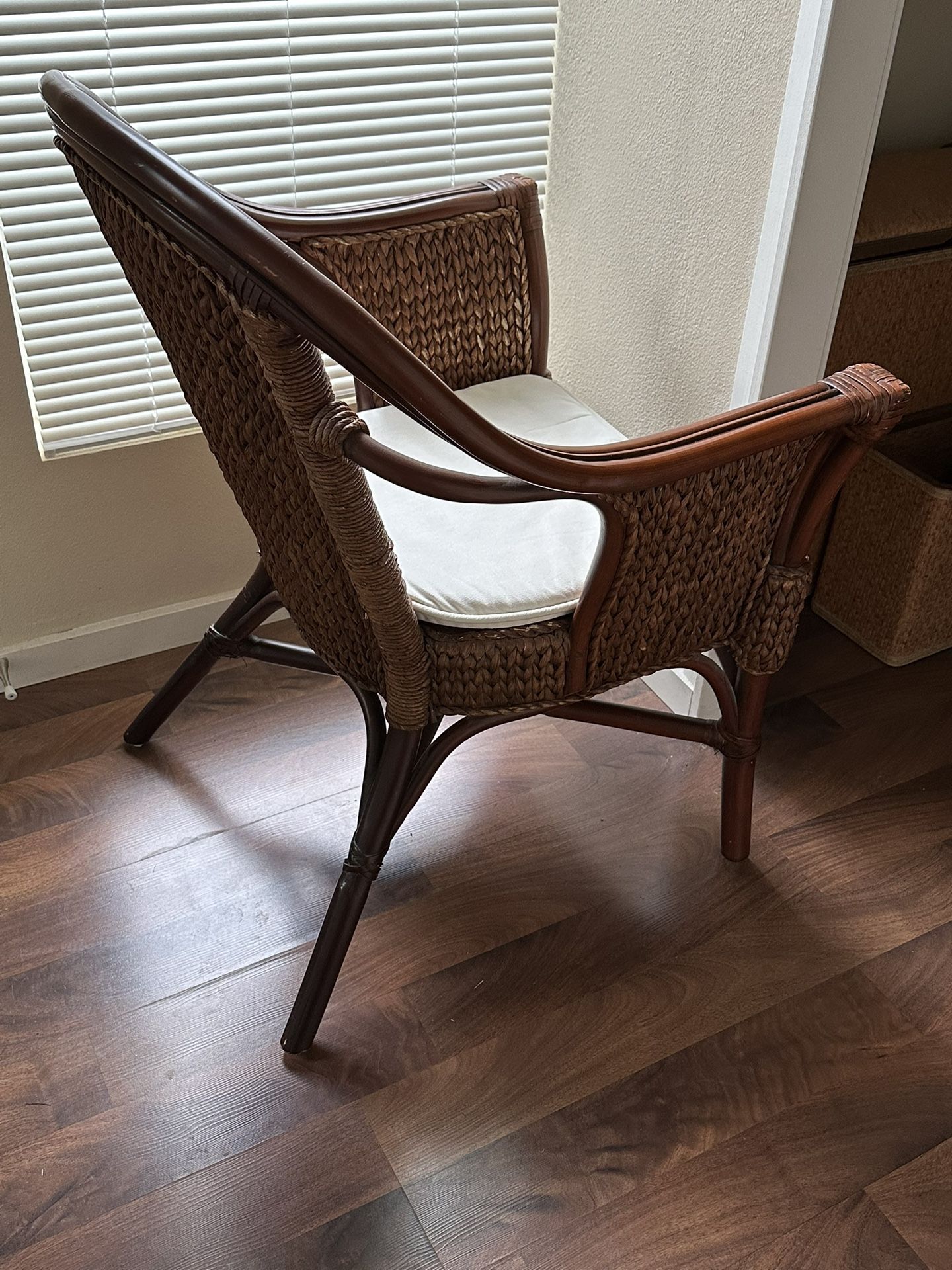 Wicker Chair for Sale in Gig Harbor, WA OfferUp