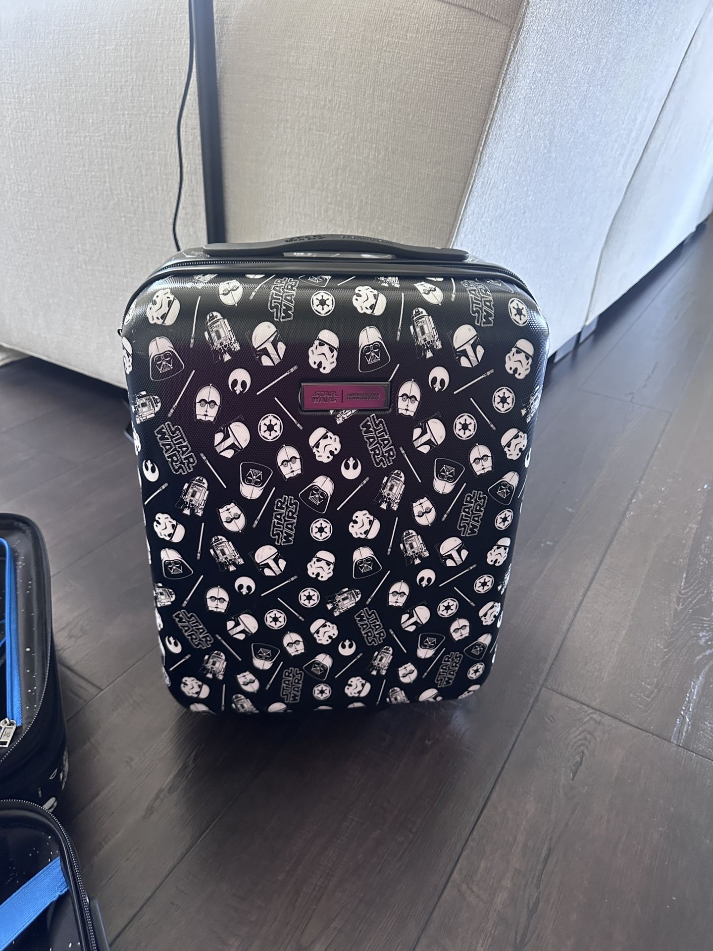 American Tourister Star Wars Roll Aboard 2 Pc