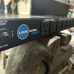 Live Wire PC900 Rackmount Nine Outlet AC