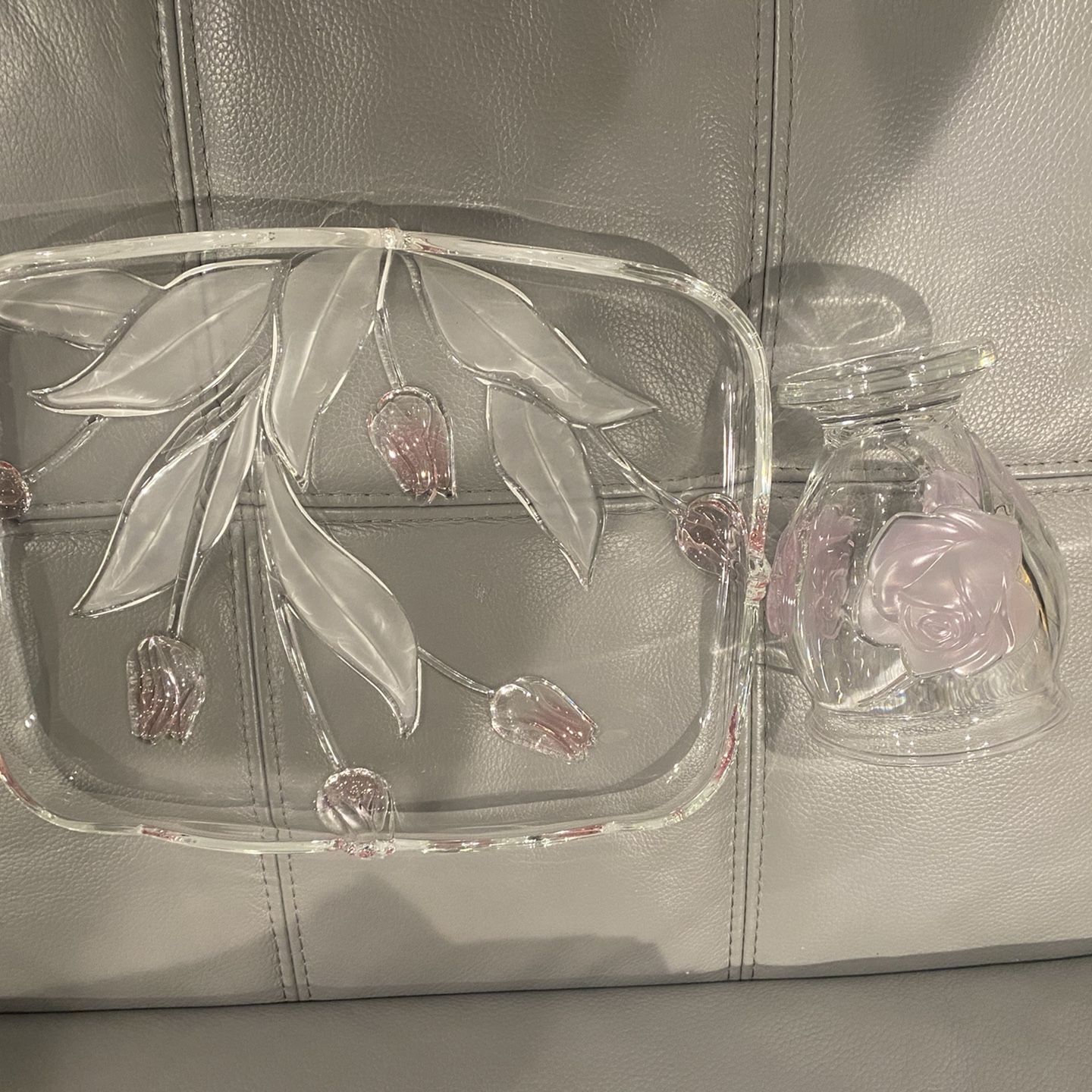 Flower Vase And Cake Holder