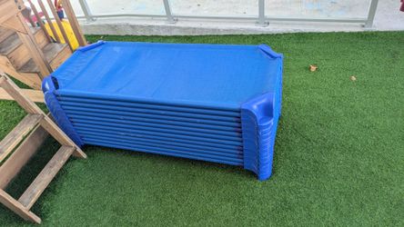 Stackable Kiddie Cot