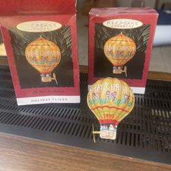 Vintage 1993 Hallmark Christmas Hot Air Balloon Ornaments 2