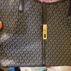 MK Purse