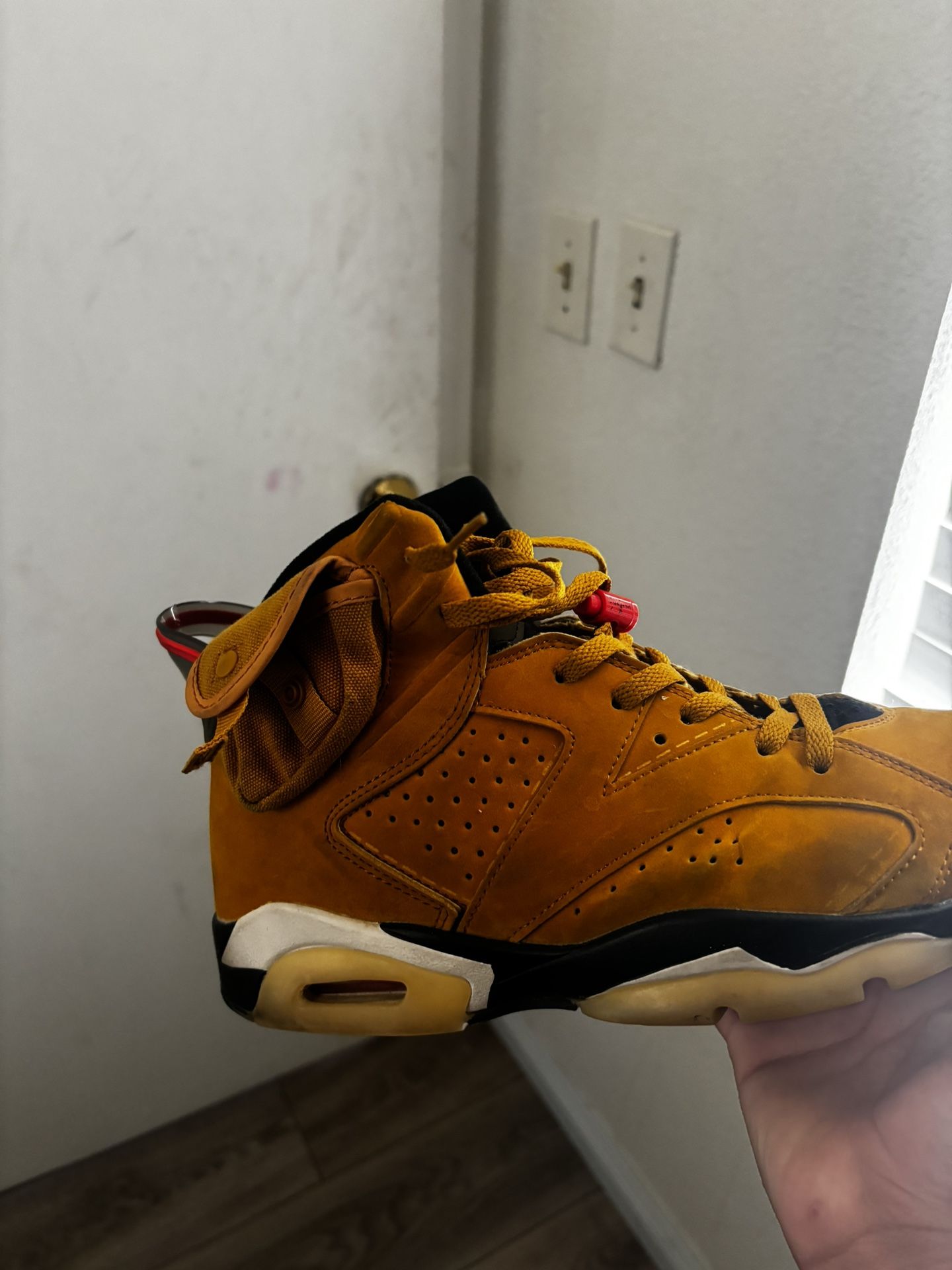 Travis Scott Air Jordan Yellow Cactus Jack