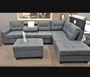 Sectional Sofa Grey With Storage And Cuphokders NEW