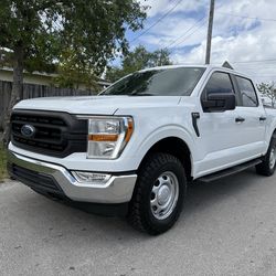 2022 FORD F150 XLT FX4 5.0 COYOTE PERFECT CONDITIONS