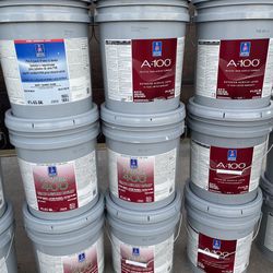 Pintura Y Material /// Paint Paint