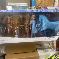Disney’s Frozen 2 Gift Set
