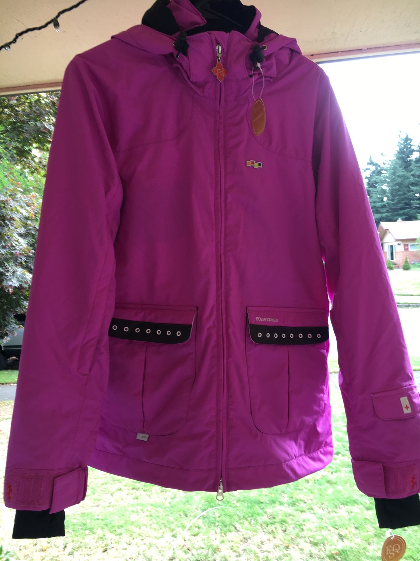 Foursquare 15k jacket women’s