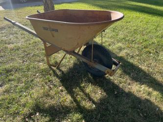 True Temper Wheelbarrow