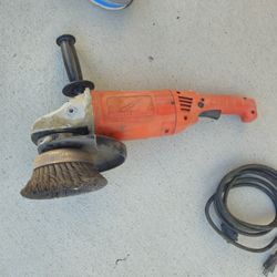Milwaukee 9" grinder 15amp