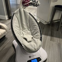 4Moms Mamaroo Swing Chair