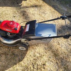 Honda Lawn Mower 