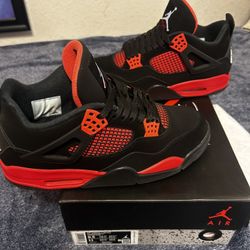 red thunder 4s