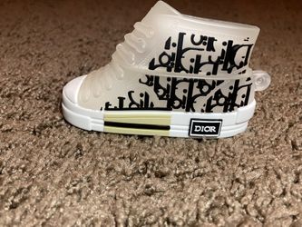 Apple AirPod Case And Keychain ( Pro)