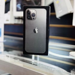 iPhone 13 Pro Max (Factory Unlocked) 