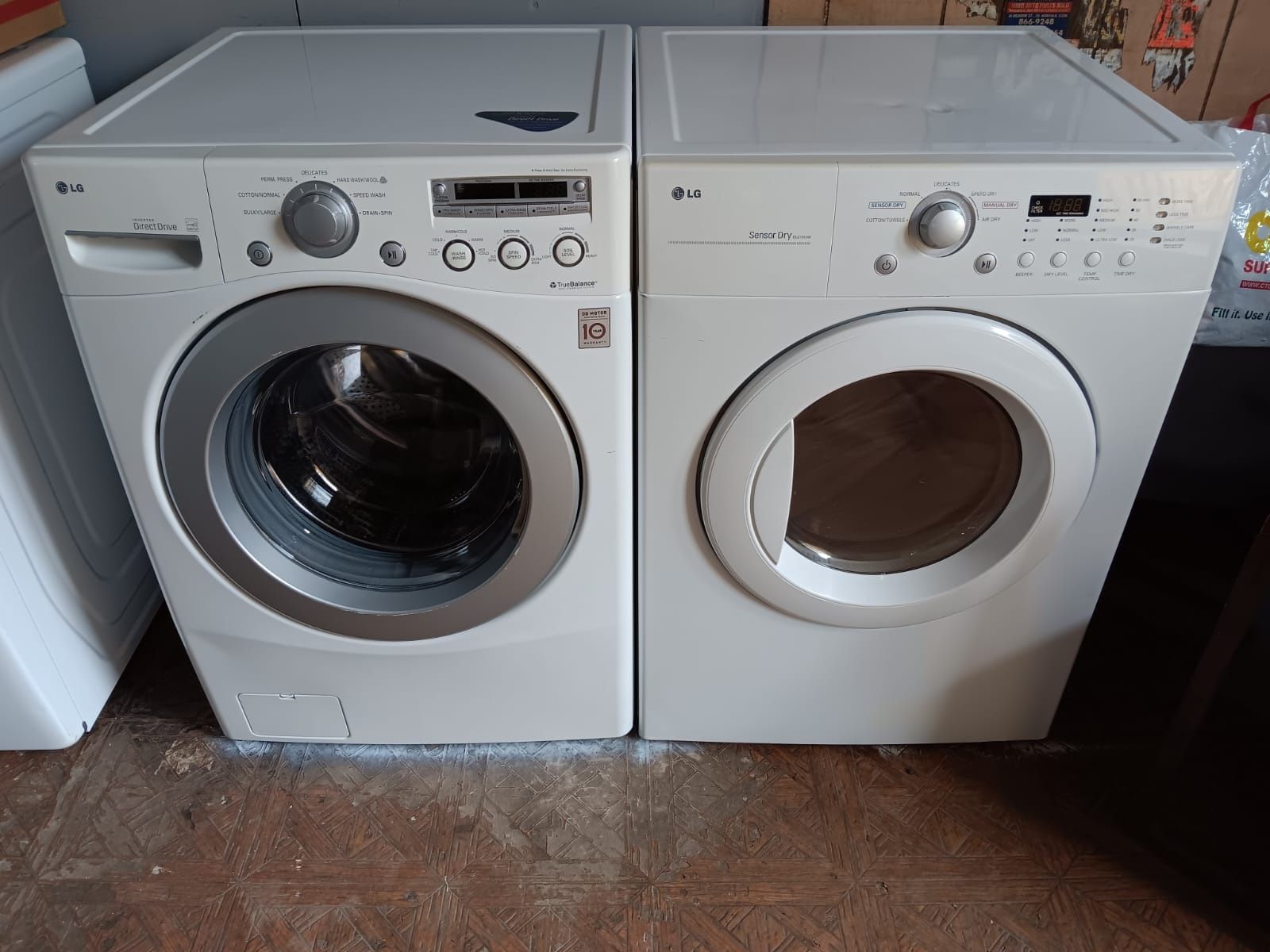 LG Set Washer And Dryer Electric Front Load