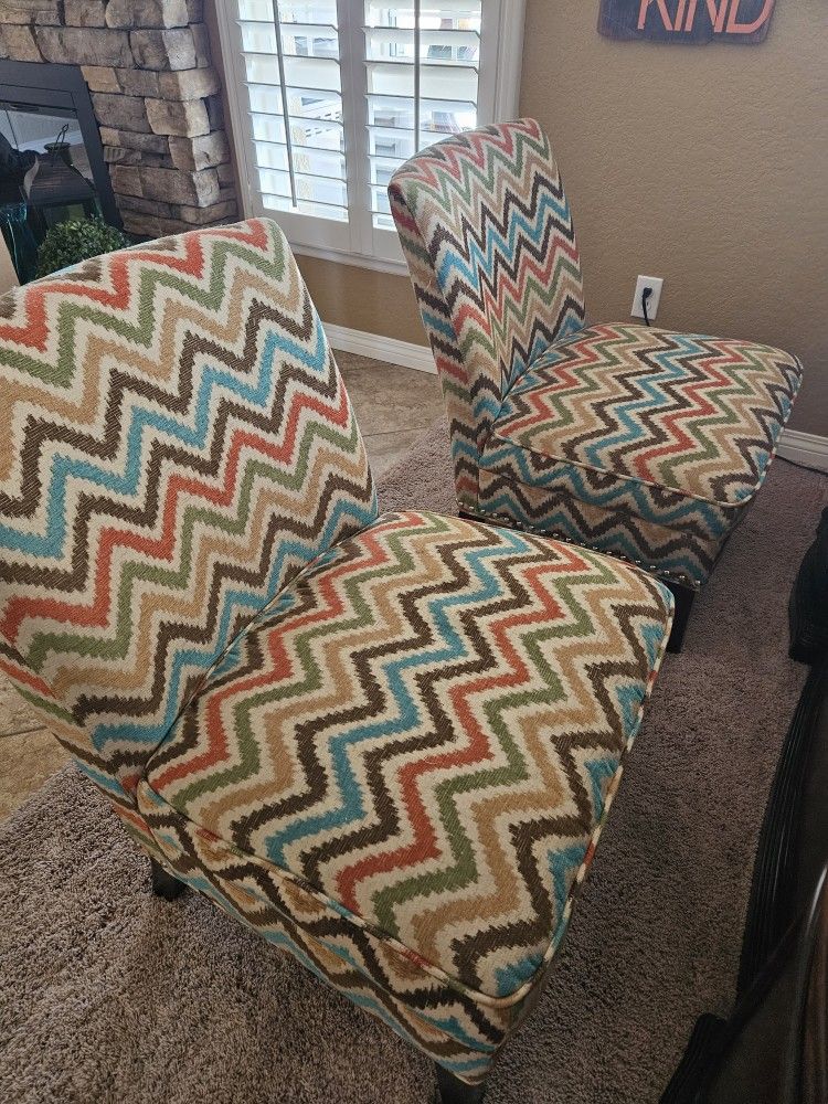 Accent Chairs