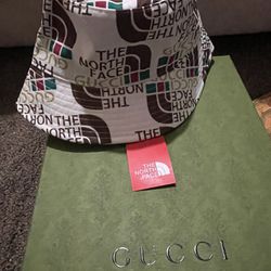 Gucci NorthFace Bucket Hat