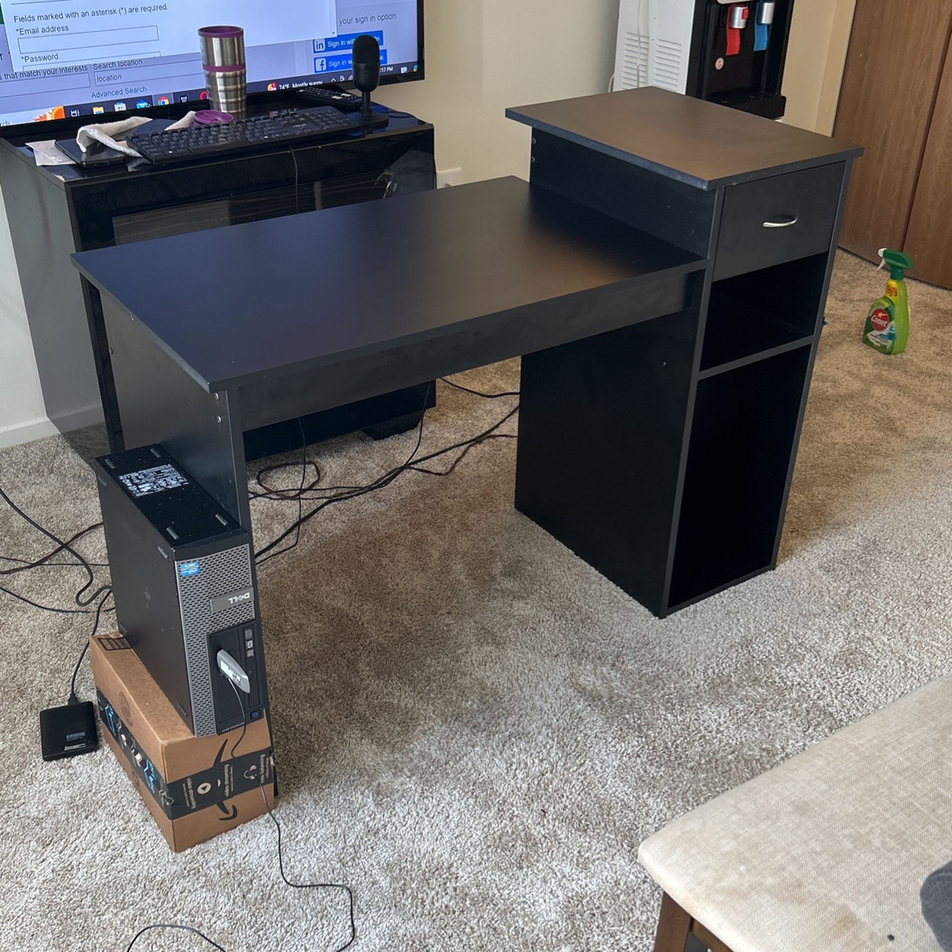 💁🖥️ Only $25.00 - Black Single Drawer Computer Desk💁
