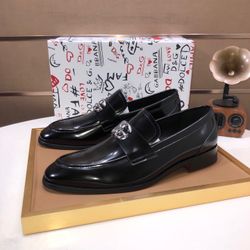 Dolce Gabbana Men’s Leather Shoes With Box 2026 New