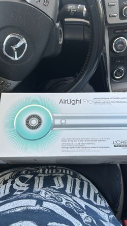 AIRLIGHT PRO LOREAL hairdryer