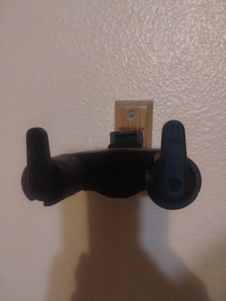 Hercules Guitar Hangers