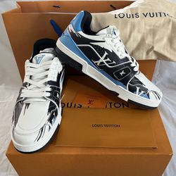 LOUIS VUITTON LV Trainer Sneaker White. Size 11